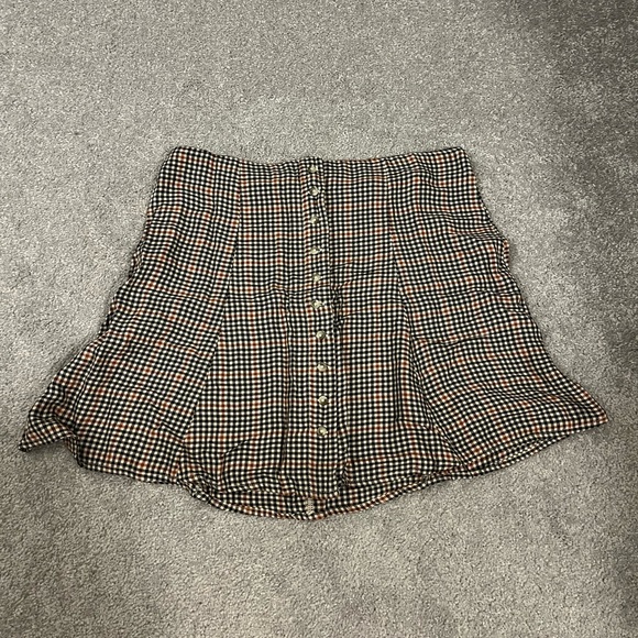 Plaid Skirt - Picture 1 of 2